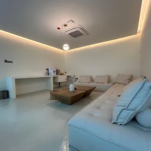 https://one18-boutique.kualalumpurs-hotels.com